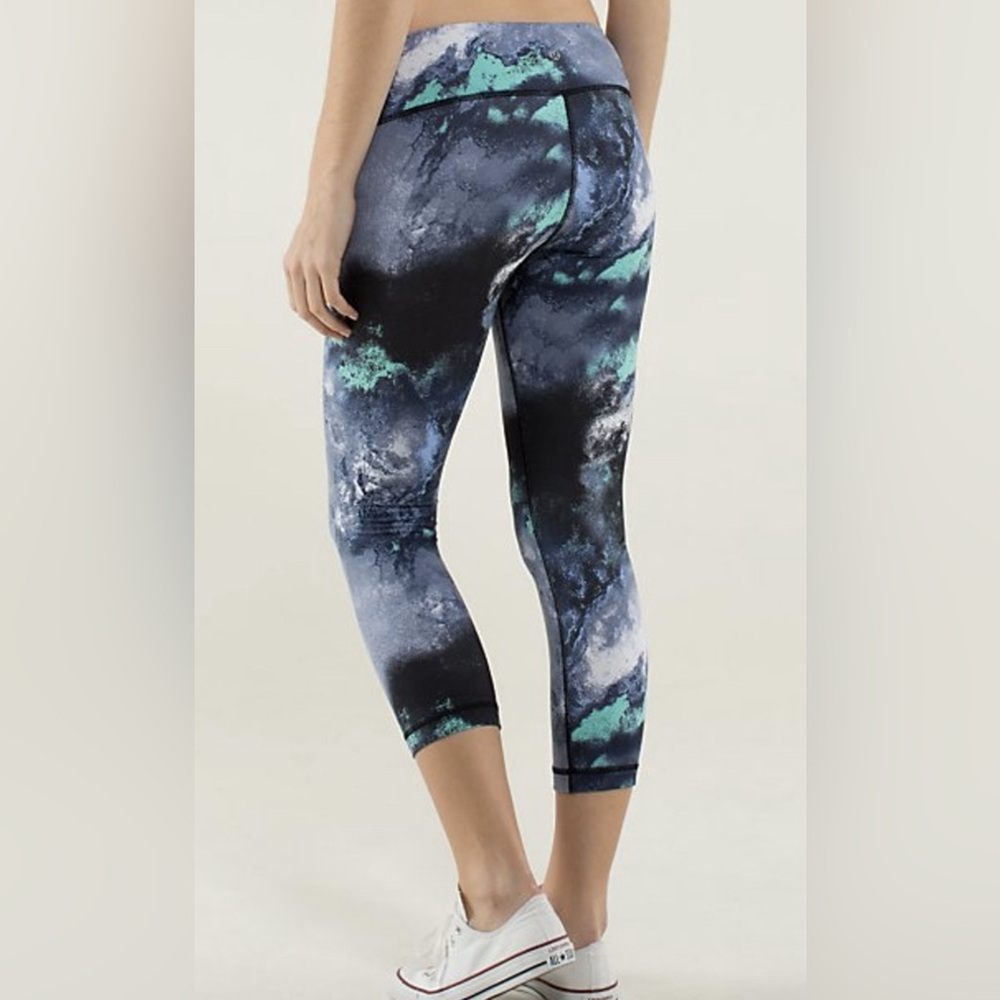 Lululemon Wunder Under Crop